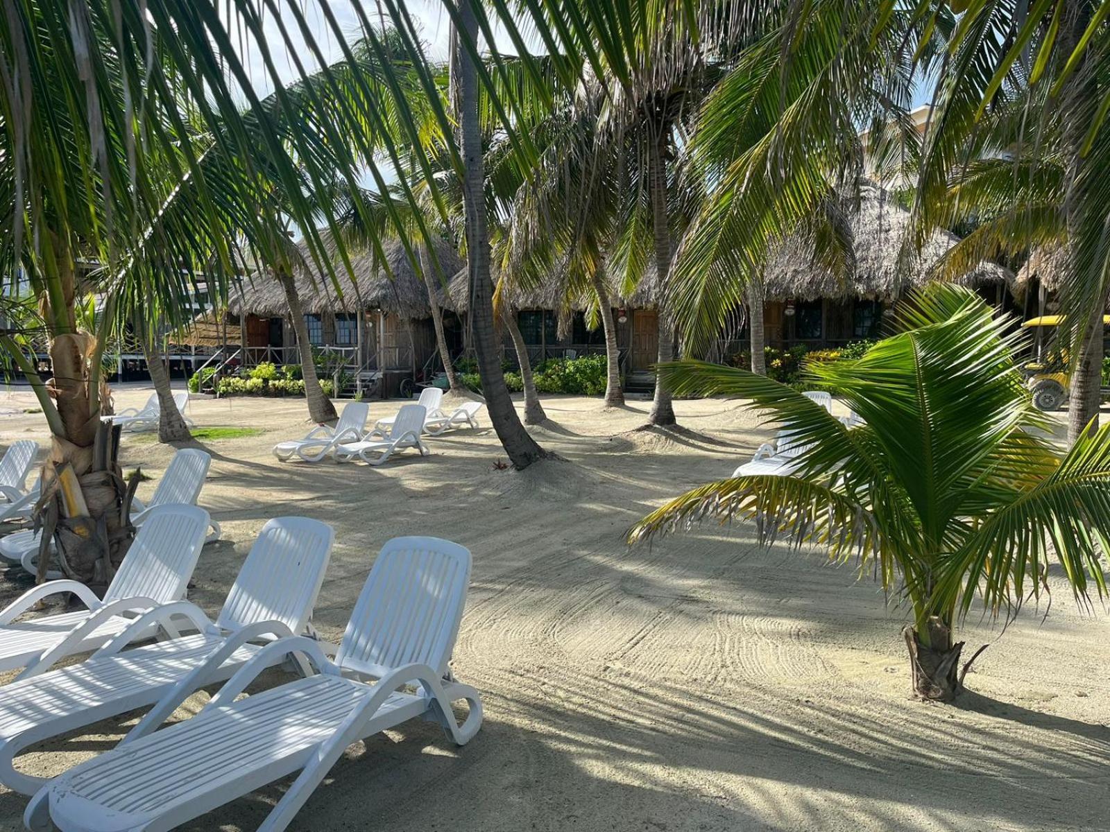 Captain Morgan'S Retreat San Pedro  Exterior photo