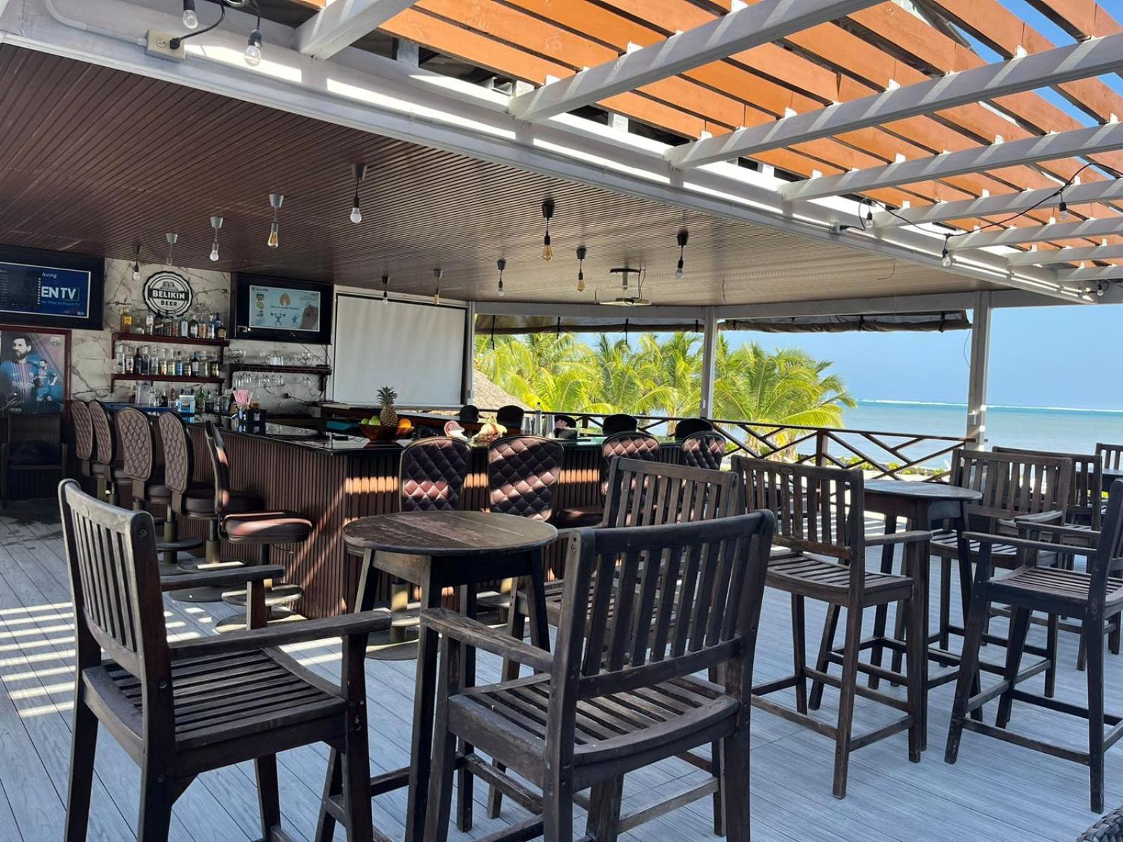 Captain Morgan'S Retreat San Pedro  Exterior photo
