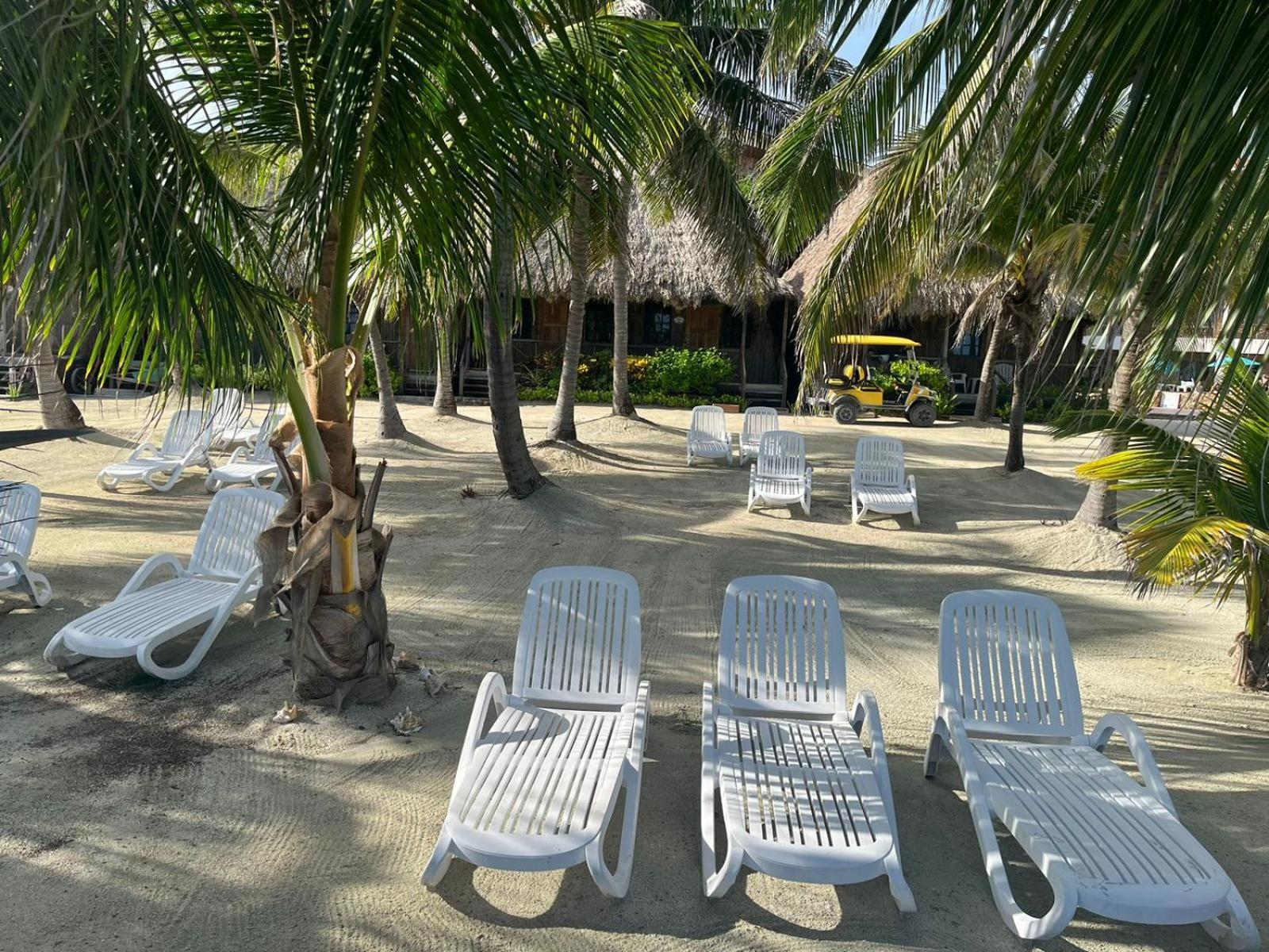 Captain Morgan'S Retreat San Pedro  Exterior photo